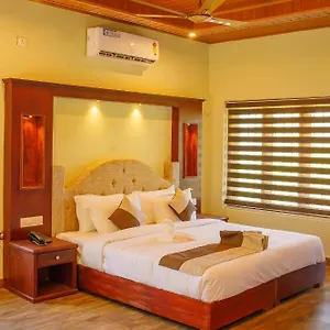 https://carmel-tourism-village.kerala-hotels.net