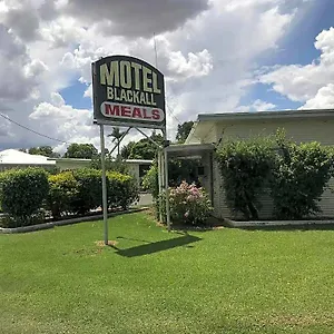 https://hotel-4472.queenslandhotels.net