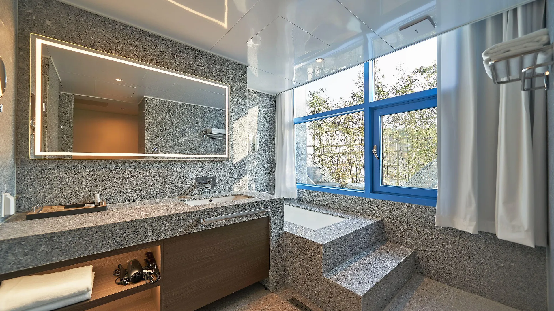 Jn Park Hotel Incheon 4*,